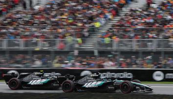 Virál z Formule 1. Maršál předvedl skok, který obletěl svět