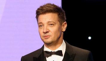 Herec z Avengers se po nehodě opět hýbe. Zatím jen na invalidním vozíku