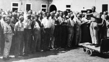 Výročí konce druhé světové války: V Terezíně hráli vězni divadlo, překvapil historický průvodce