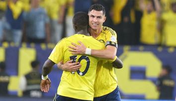 Ronaldo blízko titulu v Asii. Bývalá hvězda ale zuřila: Nadržují jim!