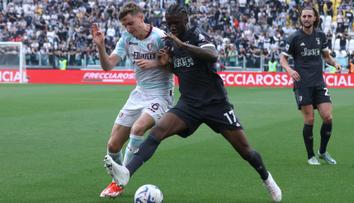 Juventus ztratil body s posledním týmem, vyhrála i rozjetá Atalanta