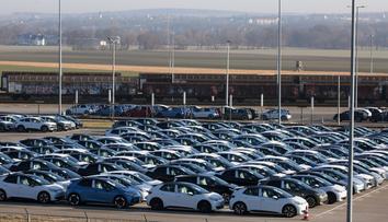 Zaniknou desítky tisíc míst. Zavřeme čtyři závody, navrhlo vedení Volkswagenu