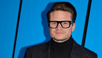 Další celebrity přiznávají, že se převlékají za ženy. Kdo se přidal k Brzobohatému?