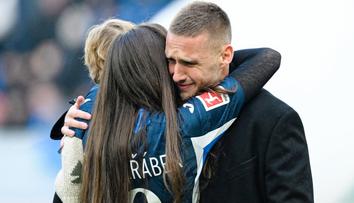 Dojemné scény v Hoffenheimu. Klub se loučil s Kadeřábkem, ten neudržel slzy