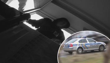 Zloději osm měsíců kradli hudební nástroje, policie vyslýchá podezřelé