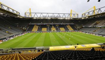 Bundesliga se vrací do minulého roku. Opět se bude hrát bez diváků
