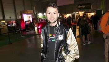 Influencera Kajumiho měla zadržet policie. Případ řeší NCOZ