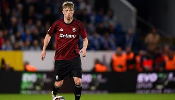 Podivný rozhovor s obráncem Sparty: Ty vlasy jsou nabarvené? A kolik máte pih?