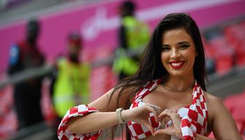Půvabné ženy fandí fotbalu! Podívejte se na galerii krásek z tribun MS v Kataru
