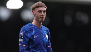 Luxusní tělo i vnady. Hvězdu Chelsea utěšuje tahle kráska. Lepší než MS, hlásí fanoušci