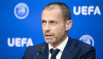 Omezte létání, zavelela UEFA před Eurem. Čeferin a spol. tam měli tryskáč