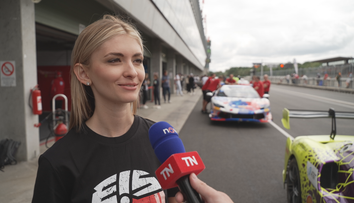 Slečny za mnou chodí. Je zvláštní, že jsem pro ně vzorem, říká moderátorka F1 Bulisová