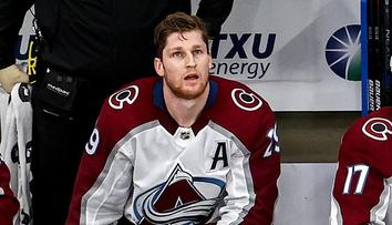 Gentlemanem sezóny v NHL se stal MacKinnon z Colorada