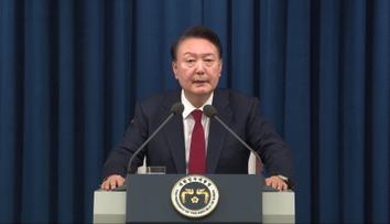 Jihokorejský prezident slibuje boj až do konce. Ten může přijít už v sobotu
