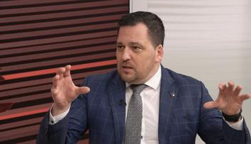 Zdechovský: Chování Macinky bylo absolutně přes čáru. Měl by rezignovat