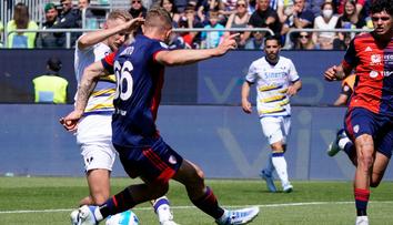 Verona srazila Cagliari, k výhře pomohl gólem i Čech Barák