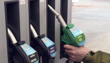 Za naftu si oproti benzínu výrazně připlatíte. Může za to ruská invaze