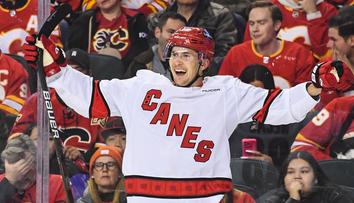 Nečas se může dostat mezi top 10 Čechů v historii NHL, předpovídá Lener