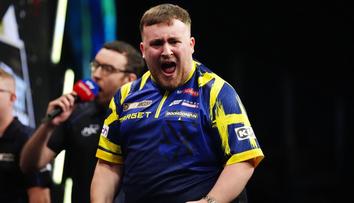 Littler vlétl za obhajobou World Matchplay jako hurikán. Postupuje i Rock