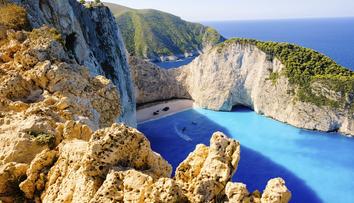 Řecko na léto 2027 – která destinace vyhovuje vašemu prázdninovému stylu? Rhodos, Kos, Zakynthos nebo Kréta?