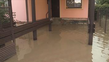 Spor o zavinění povodní na Olomoucku trvá. Obviněný muž byl zproštěn viny
