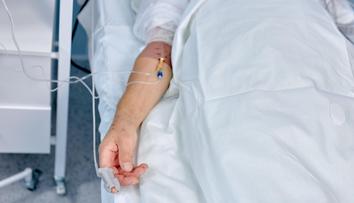 Strach z nové pandemie. Žena zemřela na virus, kterým se nakazila po pití šťávy