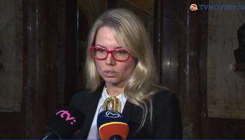 Ostuda na ministerstvu! Mluvčí neuměla odpovědět, zrušili celý odbor