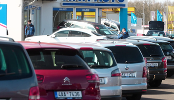 Martině přišlo už 16 pokut za auto, které nevlastní. Stačí k tomu malá chyba