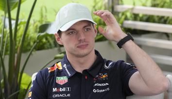 Verstappen je v Praze! Hvězda Formule 1 přiletěla soukromým letem po závodě