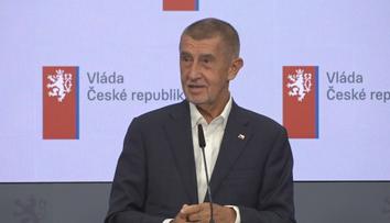 Podíváme se na ceny paliv, sliboval Babiš. Teď požaduje celoevropské řešení