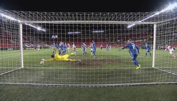 Zákrok sezony, ne-li historie! Celý svět žasne nad brankářem Rangers