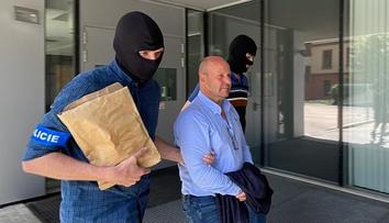 Policie má proti Hlubučkovi jen nepřímé důkazy. Odposlechy mluví jasně