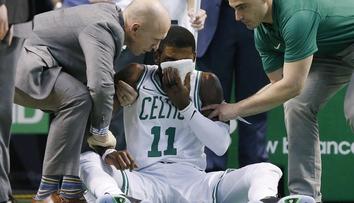 Hvězdu NBA ošklivě zranil vlastní spoluhráč! VIDEO