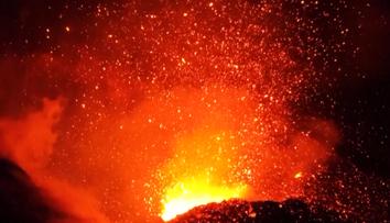 V Itálii se znovu probudila sopka Etna. Letiště ruší lety
