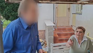Život seniorky se s novým mužem změnil v peklo. Málem ji zabil, nemůže se ho zbavit