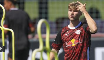 Chudák Werner. Na hráče Lipska nezbyla služební auta, musí jezdit ve ferrari