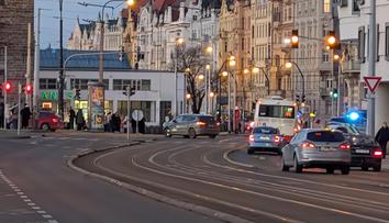 Podezřelá taška vyklidila centrum Prahy. Pyrotechnik v ní našel nářadí a šaty
