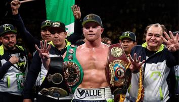 Nejlepší boxer světa žaluje své promotéry. Žádá přes 6 miliard korun