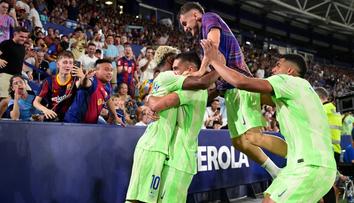 Barcelona po úžasné otočce zdolala Levante. Hancko asistoval u gólu Atlética