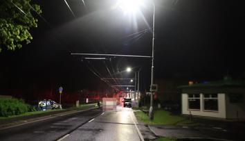 Obrovská tragédie na Chebsku. Motorkář srazil staršího muže, oba zemřeli
