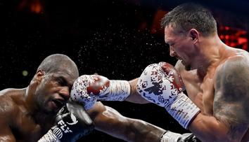 Král Usyk. Předvedl další brutální KO a je absolutním šampionem