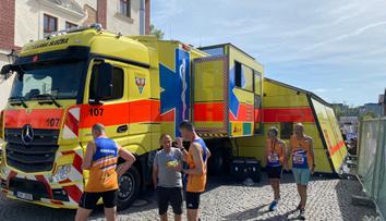 Traumaplán v Praze: Desítky běžců zkolabovaly při půlmaratonu