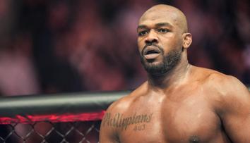 Bývalý šampion UFC v problémech, údajně vyhrožoval zbraní
