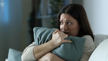 Žena za skříní objevila tajnou místnost. To, co v ní našla, ji šokovalo