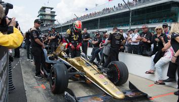 Andrettiho tým prožil sportovní tragédii, vyhrál James Hinchcliffe