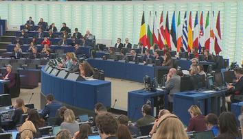 Česko z EU získává více peněz, než do ní přispívá. Ekonomové bijí na poplach