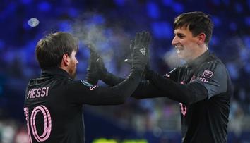 Messi rozhodl mrazivý zápas v -16 °C. Necítili jsme končetiny, hlásil slavný kouč