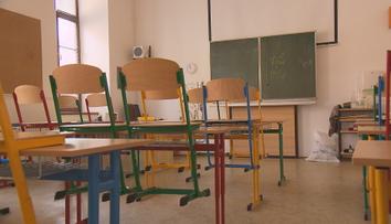Učitelka chtěla oslavit 17. listopad, žáci mysleli, že točí hanbatá videa. Všichni se smáli, říká
