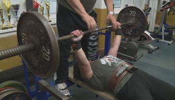 Nejsilnější babička na světě je z Česka. Na mistrovství zvedla přes 127 kilogramů