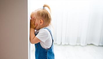 Vnučka si s babičkou zahrála na schovávanou. Dívenku hledali i strážníci
